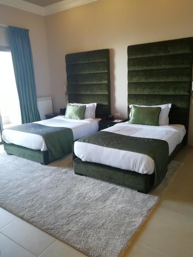 Cherry Blossom Boutique Hotel Bhamdoun Exterior photo