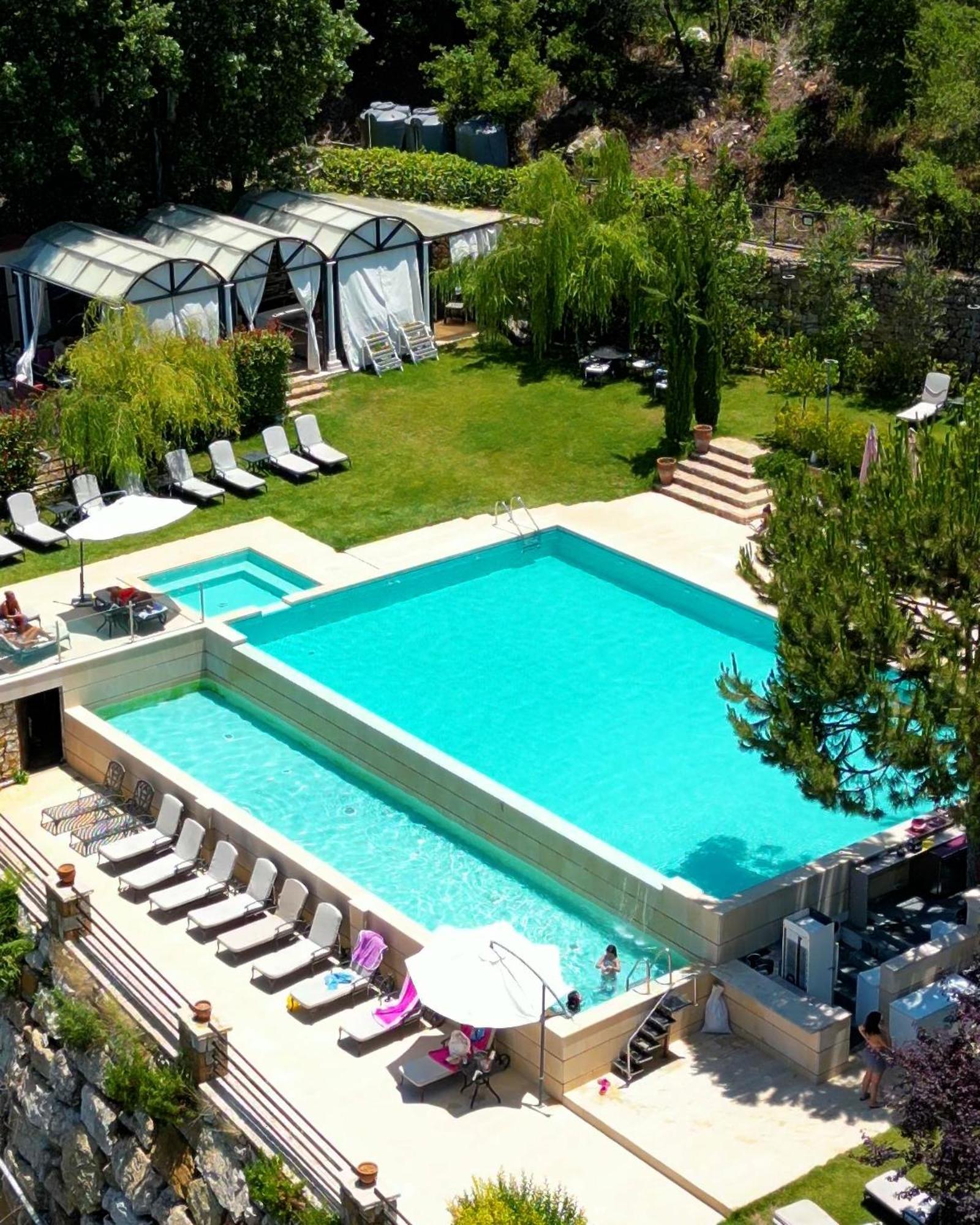 Cherry Blossom Boutique Hotel Bhamdoun Exterior photo