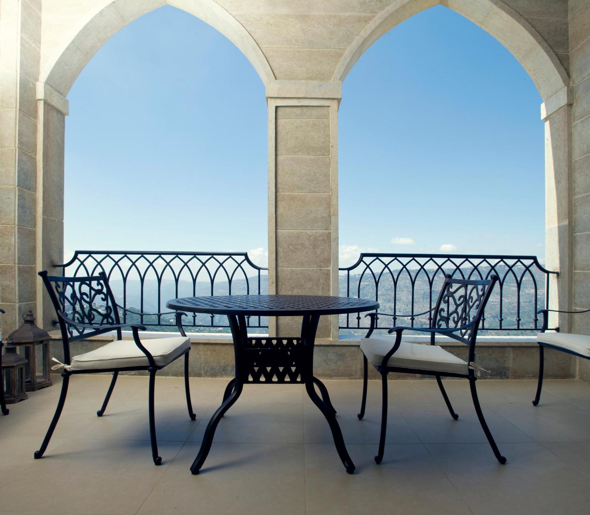 Cherry Blossom Boutique Hotel Bhamdoun Exterior photo