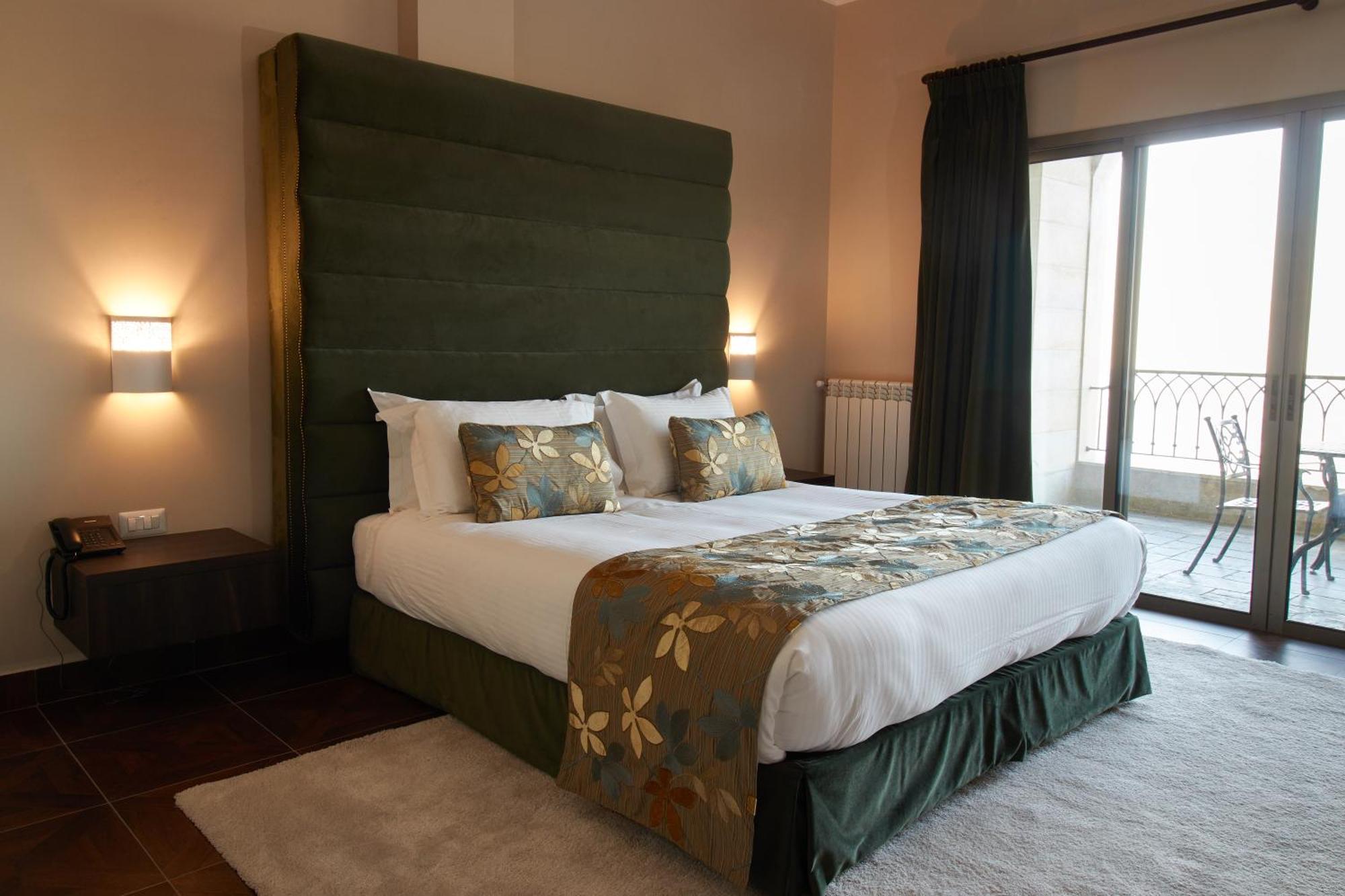 Cherry Blossom Boutique Hotel Bhamdoun Exterior photo