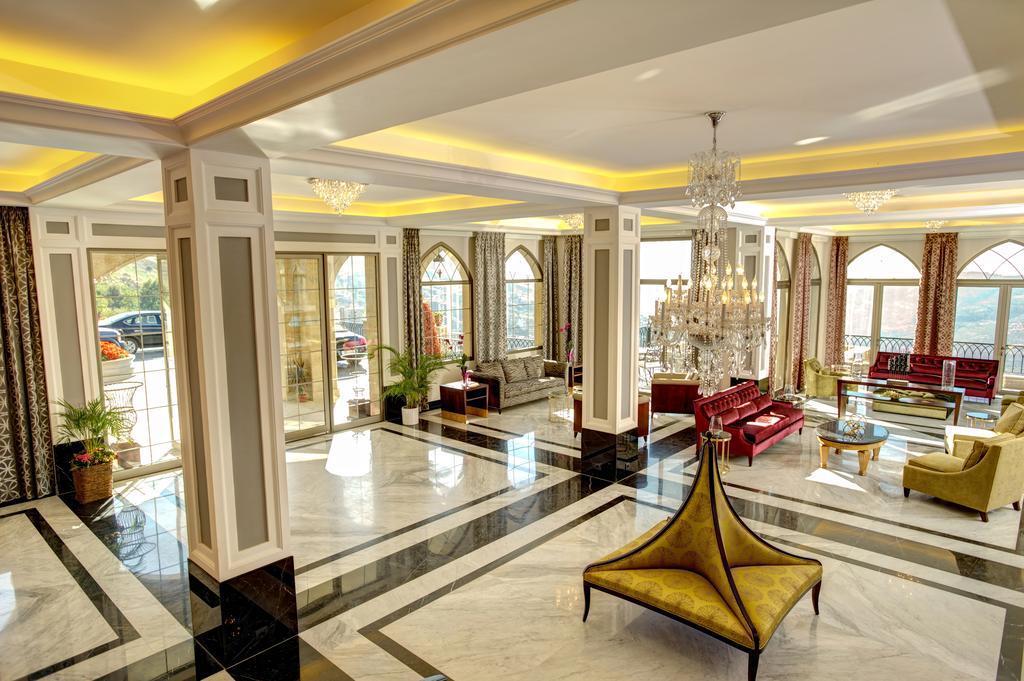 Cherry Blossom Boutique Hotel Bhamdoun Exterior photo