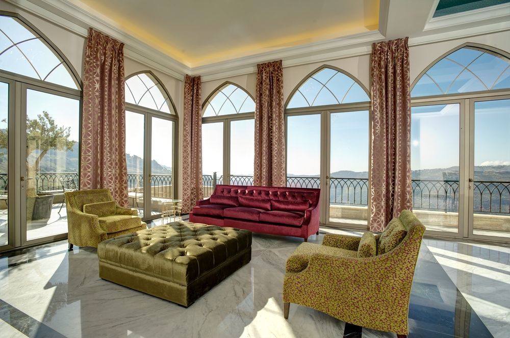 Cherry Blossom Boutique Hotel Bhamdoun Exterior photo