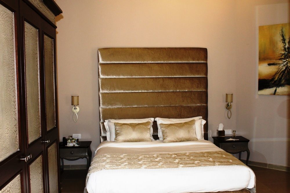 Cherry Blossom Boutique Hotel Bhamdoun Exterior photo